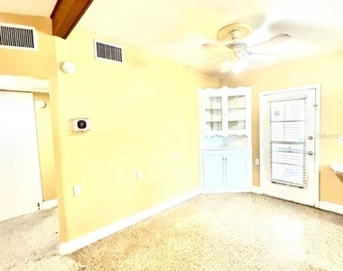 1004 George Street - Photo Thumbnail 6