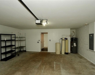 16919 Sunrise Vista Drive - Photo Thumbnail 16