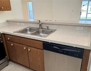 1175 Jade East Lane - Photo Thumbnail 11