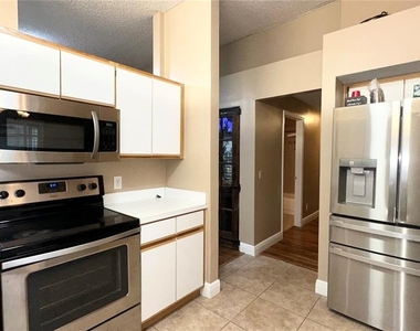 8636 Fort Jefferson Boulevard - Photo Thumbnail 16