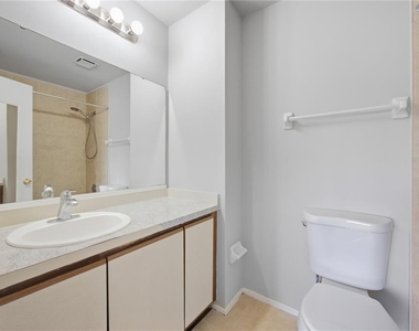 206 Watts Lane - Photo Thumbnail 7