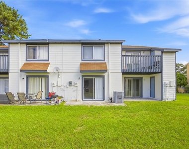 206 Watts Lane - Photo Thumbnail 12