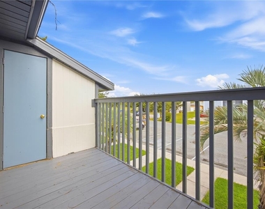 206 Watts Lane - Photo Thumbnail 11