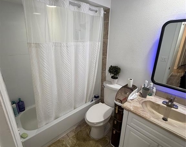 6716 Paul Revere Court - Photo Thumbnail 8