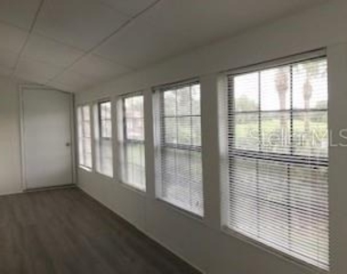 650 Midway Drive - Photo Thumbnail 28