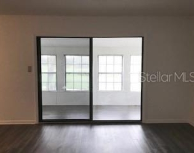 650 Midway Drive - Photo Thumbnail 12