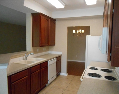 5018 Maxon Terrace - Photo Thumbnail 2