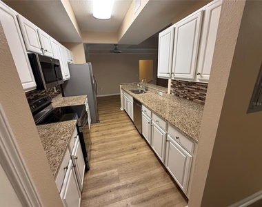 12021 Villanova Drive - Photo Thumbnail 3