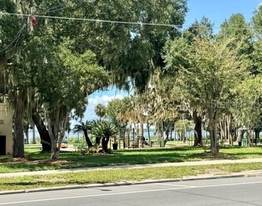 623 N Bay Street - Photo Thumbnail 23
