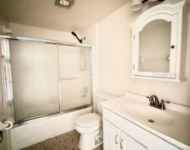 623 N Bay Street - Photo Thumbnail 21