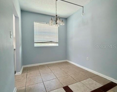 623 N Bay Street - Photo Thumbnail 3