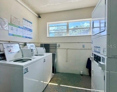 623 N Bay Street - Photo Thumbnail 22