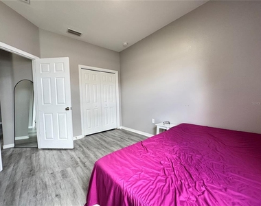10868 Standing Stone Drive - Photo Thumbnail 25