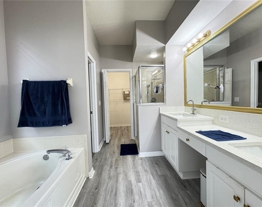 10868 Standing Stone Drive - Photo Thumbnail 33