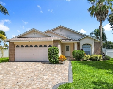 1510 Chapman Oak Court - Photo Thumbnail 6