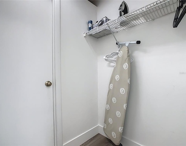 1510 Chapman Oak Court - Photo Thumbnail 33
