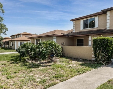 1067 Sophie Boulevard - Photo Thumbnail 17