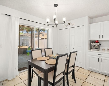 1415 Sherbourne Street - Photo Thumbnail 10