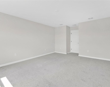 2644 Blowing Breeze Avenue - Photo Thumbnail 15