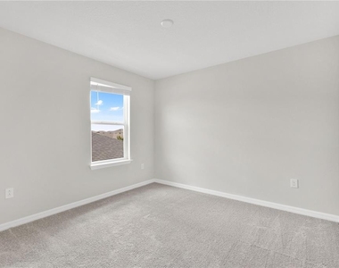 2644 Blowing Breeze Avenue - Photo Thumbnail 13
