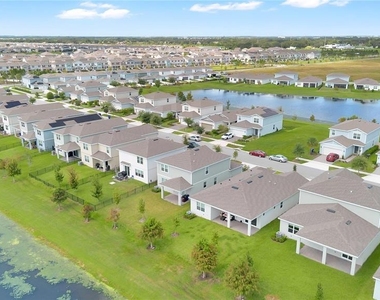 2644 Blowing Breeze Avenue - Photo Thumbnail 27