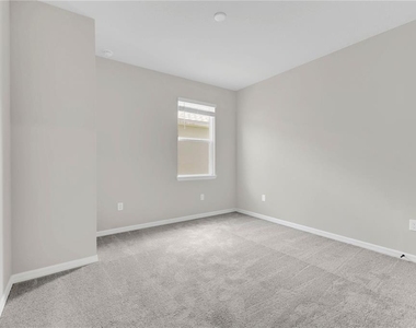 2644 Blowing Breeze Avenue - Photo Thumbnail 9