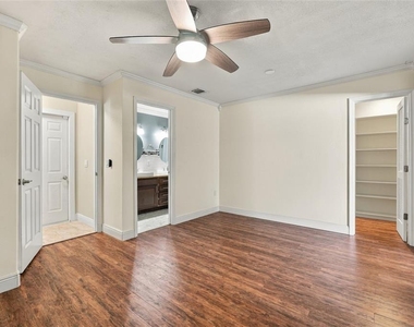 667 Jaguar Court - Photo Thumbnail 14