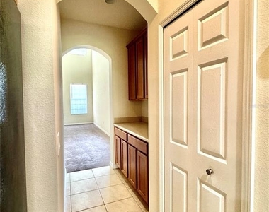 4760 Blue Major Drive - Photo Thumbnail 12