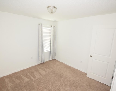 720 Madison Drive - Photo Thumbnail 24