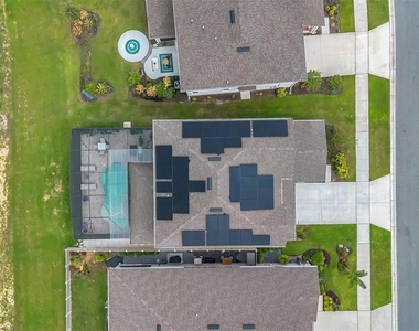 904 Griffon Avenue - Photo Thumbnail 8