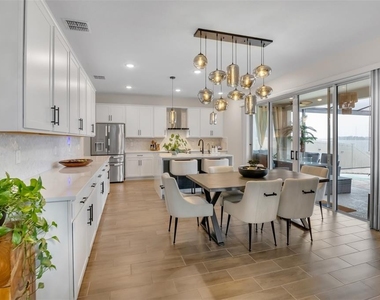904 Griffon Avenue - Photo Thumbnail 39