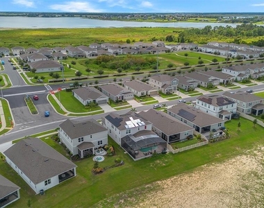 904 Griffon Avenue - Photo Thumbnail 54