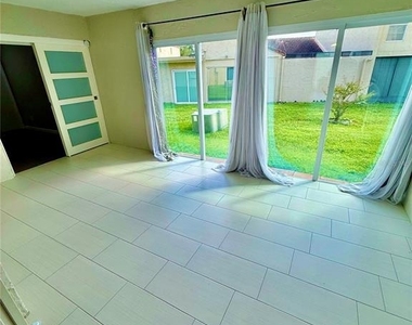 1102 Bocana Drive - Photo Thumbnail 5
