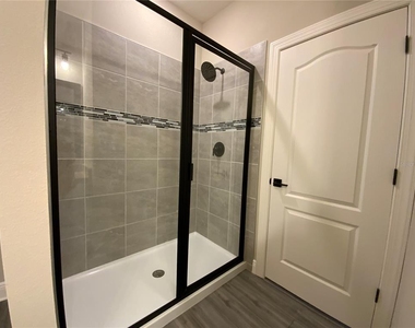 1355 Greenfield Loop - Photo Thumbnail 26