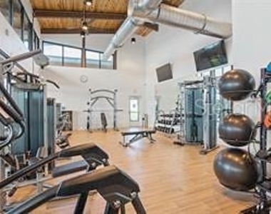 6609 Willow View Avenue - Photo Thumbnail 5