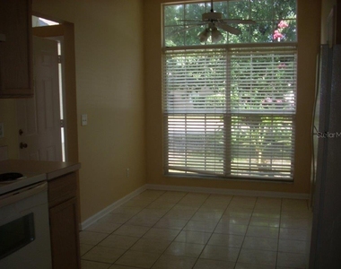 828 Garden Glen Loop - Photo Thumbnail 2