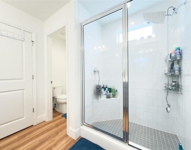 13019 Tollcross Way - Photo Thumbnail 23