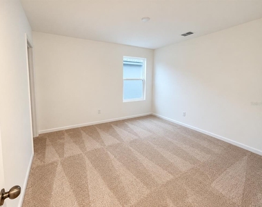 8533 Lamppost Lane - Photo Thumbnail 14