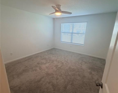 1180 Lakeshore Breeze Place - Photo Thumbnail 13