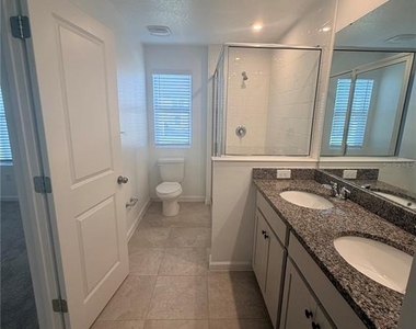 1180 Lakeshore Breeze Place - Photo Thumbnail 15