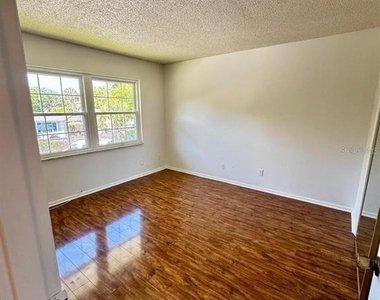 840 Center Avenue - Photo Thumbnail 11