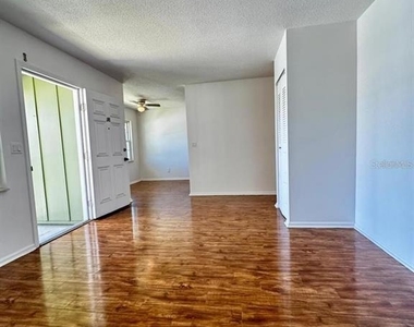 840 Center Avenue - Photo Thumbnail 8
