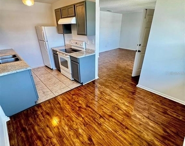 840 Center Avenue - Photo Thumbnail 7
