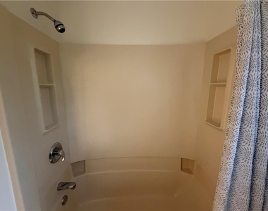 1967 Robin Court - Photo Thumbnail 26