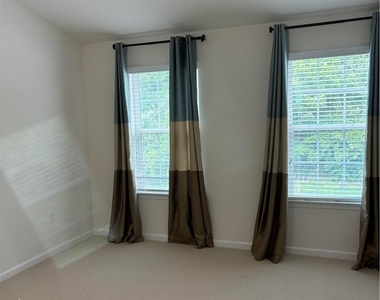 3561 Windsor Court - Photo Thumbnail 31