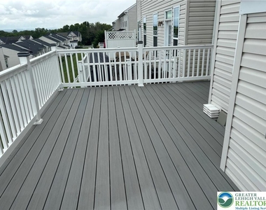 3561 Windsor Court - Photo Thumbnail 13