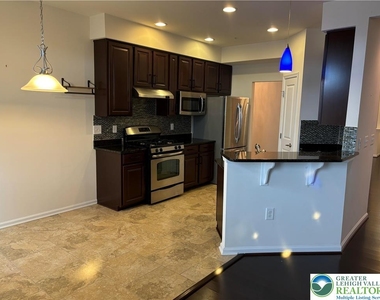 3561 Windsor Court - Photo Thumbnail 9