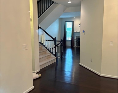 3561 Windsor Court - Photo Thumbnail 16