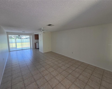 655 Harvey Street - Photo Thumbnail 2