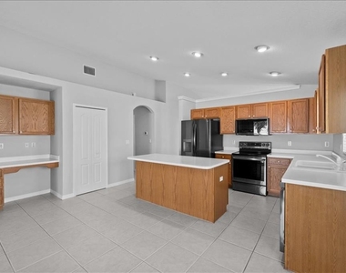 3961 Hampton Hills Drive - Photo Thumbnail 18